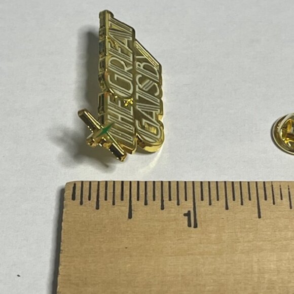 The Great Gatsby A New Musical Enamel Gold Tone Lapel Hat Vest Pin 1.5"x.75" - Picture 11 of 11